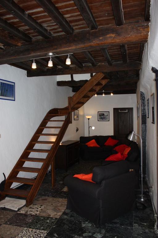 Le Chat Maudit De Maryse Villa Liège Exterior foto